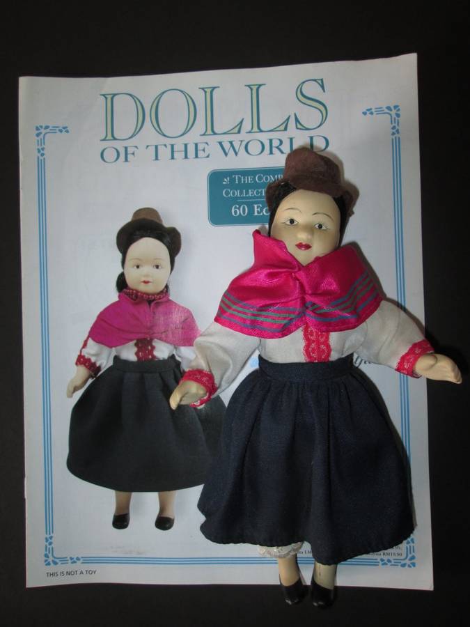 Dolls of The World- No 60- Porcelain Doll- Ecuador- Ecuadorian Costume + Collector's Guide