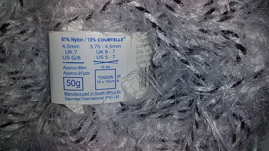 Wool- Elle- Color- Bi- 81% Nylon / 19% Courtelle