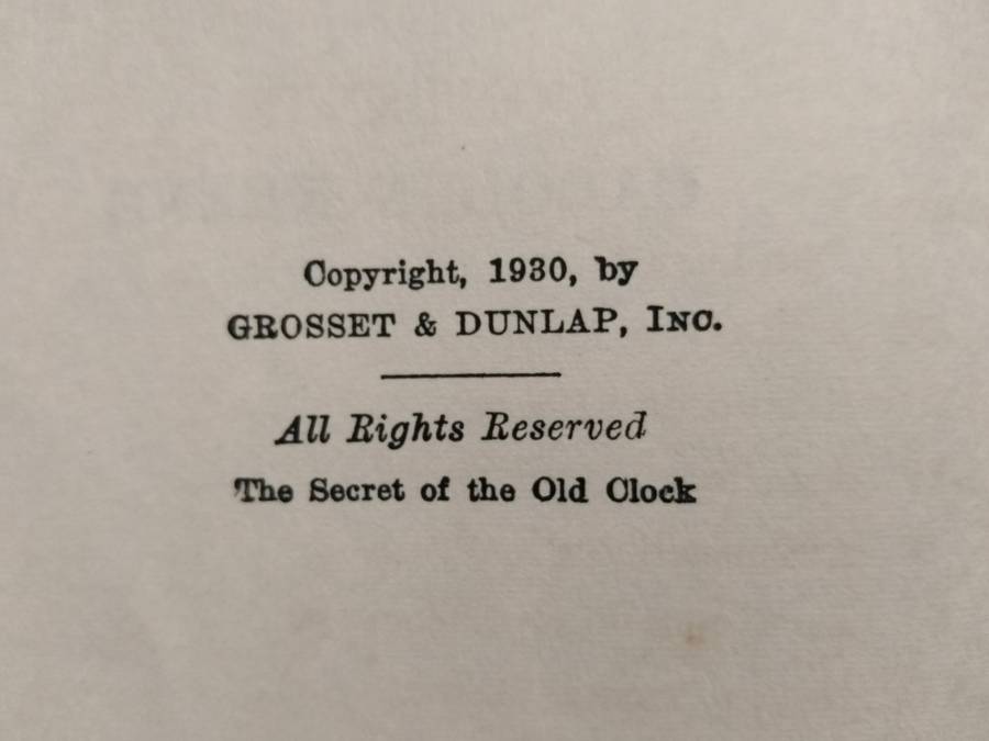 The Secret of the Old Clock - Carolyn Keene. Nancy Drew - MerlinsArrow  Some damage to Jacket