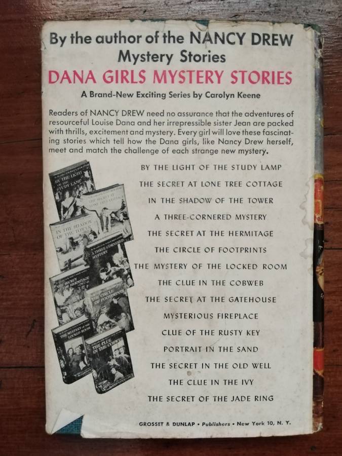 The Ringmaster`s Secret - Carolyn Keene. Nancy Drew - 1953 214 pages Some damage to Jacket MerlinsAr