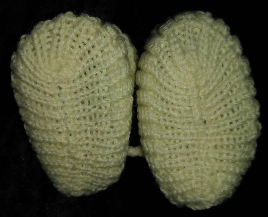 Crotched/Knitted item - Yellow Booties