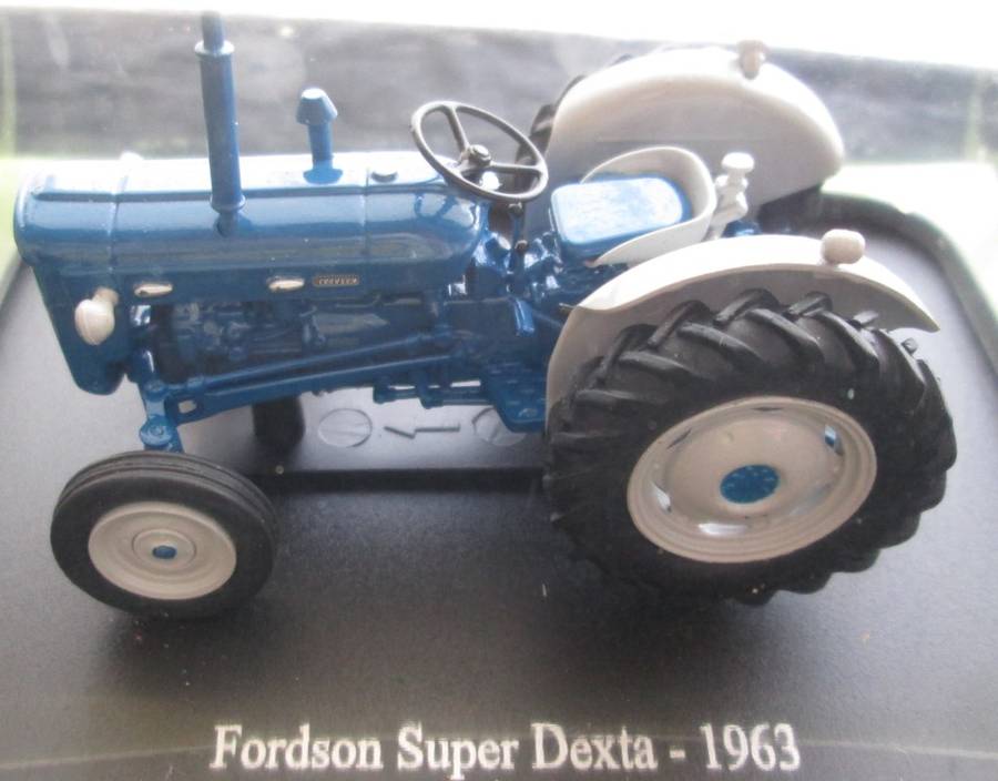 Hachette Partworks-Scale Model-Tractor-Fordson Super Dexta-1963-Blue