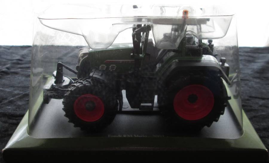 Hachette Partworks-Scale Model-Tractor-Fendt 820 Vario-2007