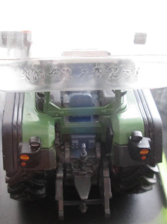 Hachette Partworks-Scale Model-Tractor-Fendt 820 Vario-2007