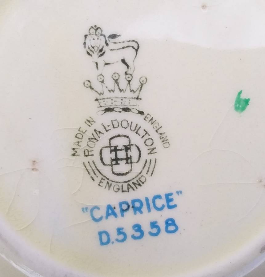 Collectable Bowl-Royal Doulton-Made in England-`Caprice D5358`