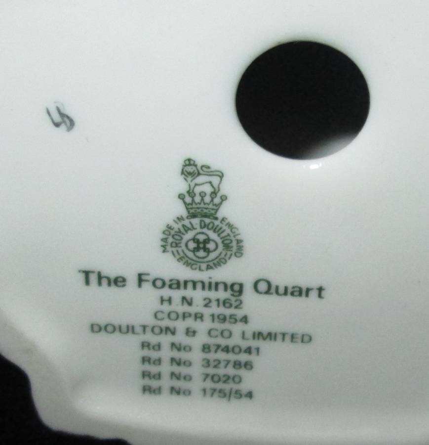 Collectable Home Decor-Royal Doulton Figurine-The Foaming Quart-H. N. 2162-COPR 1954