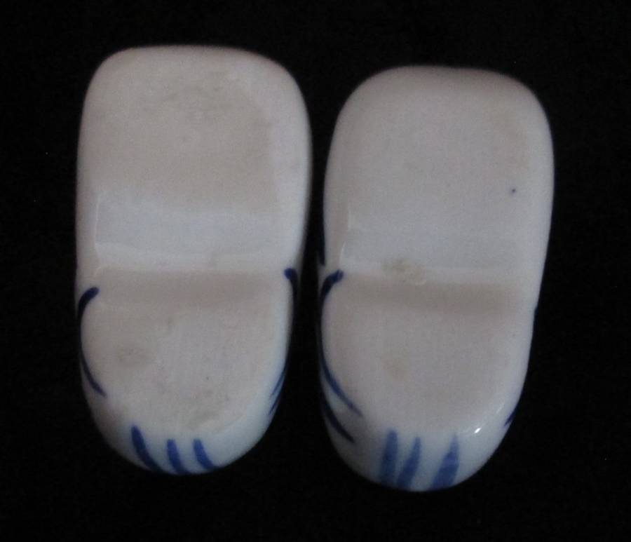 Decor-Display Ornaments-DELFT BLAUW Hand Painted Holland Shoes