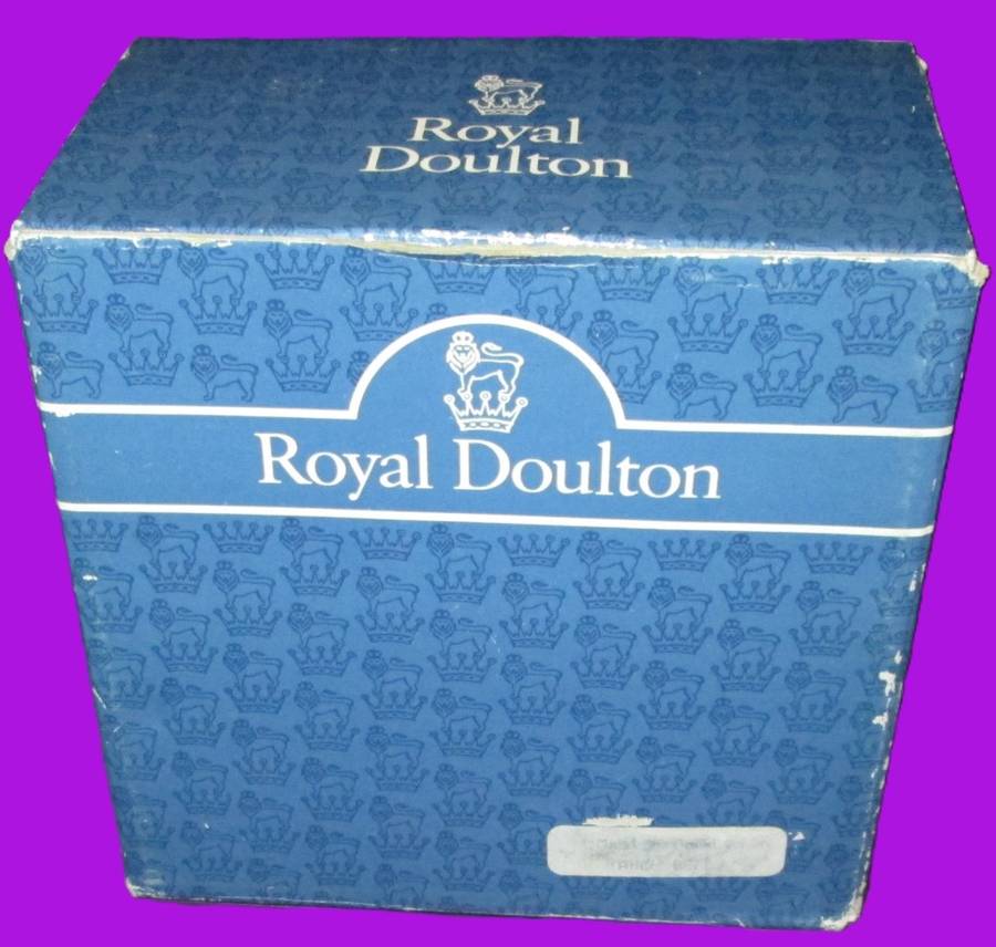 Home Decor-Kitchen Ware-1990 Royal Doulton Bowl in A Box-Sleighride Bone China H5166