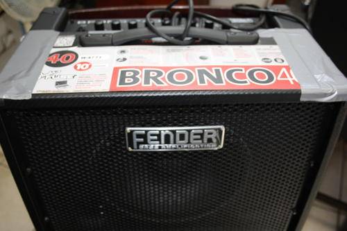Fender Bronco 40 40W Bass Amplifier