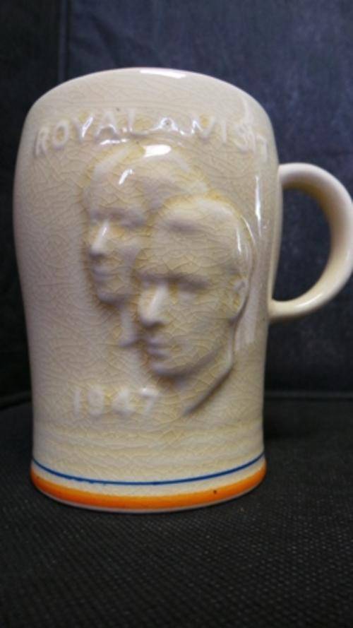 CROWN DEVON 1947 SOUTH AFRICAN ROYAL VISIT COMMEMORATIVE CERAMIC MUG ***R1 START*** NO RESERVE!!!