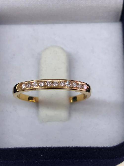10 small Natural Diamonds (bid per stone/take 10)