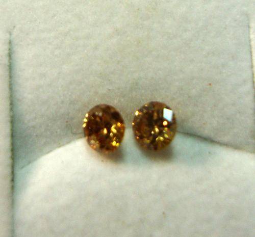 VERY SEXY PAIR OF GLEAMING TOP COGNAC/YELLOW DIAMONDS- 0.36 cts-CRAZY R1 AUCTION!