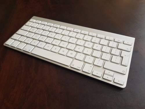 Apple Wireless Keyboard - for use with iMac, MacBook Pro/Air or Mac Mini
