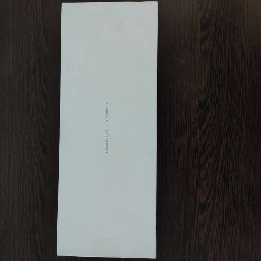 Bargain Bargain !!! Genuine apple wireless keyboard and mouse. New