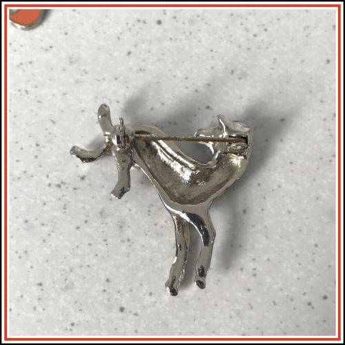 Zebra brooch 4cm x 3.5cm