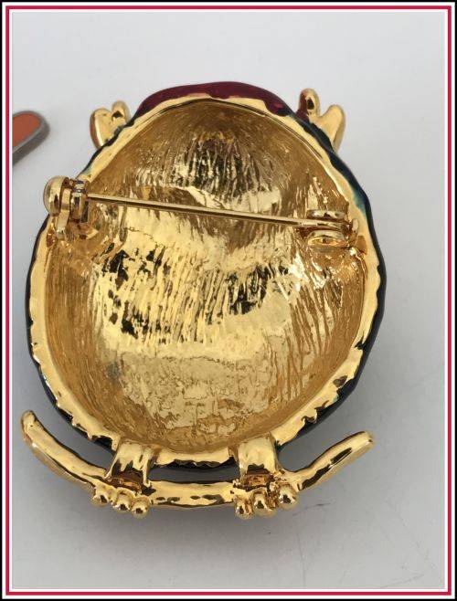 Brooch Owl. Costume jewelry 3.6cm x 2.8cm