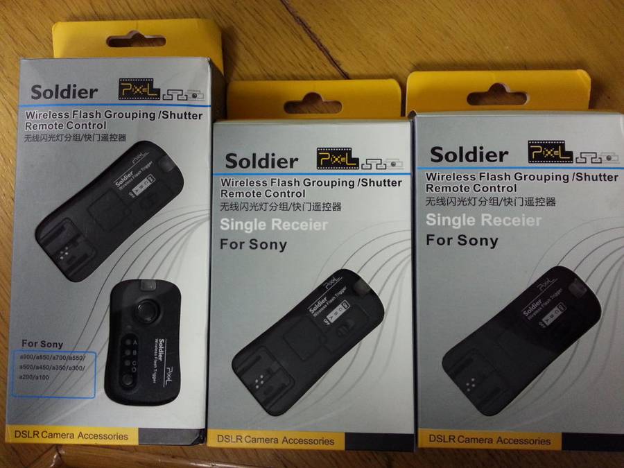 TF373 Flash Trigger for Sony 1 Transmitter 3 Receivers