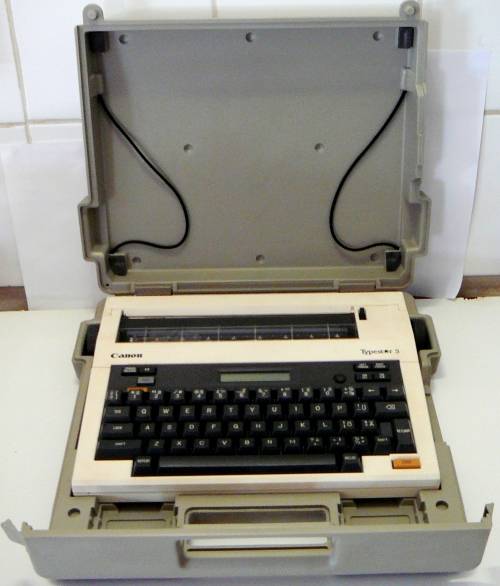 Canon Typestar 5 Portable Electric Typewriter in Carry Case