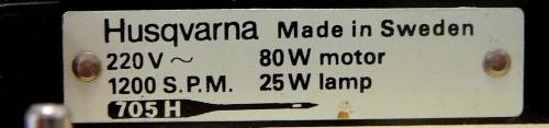 A Husqvarna 2000 Sewing Machine Model 64 40 - Not Tested