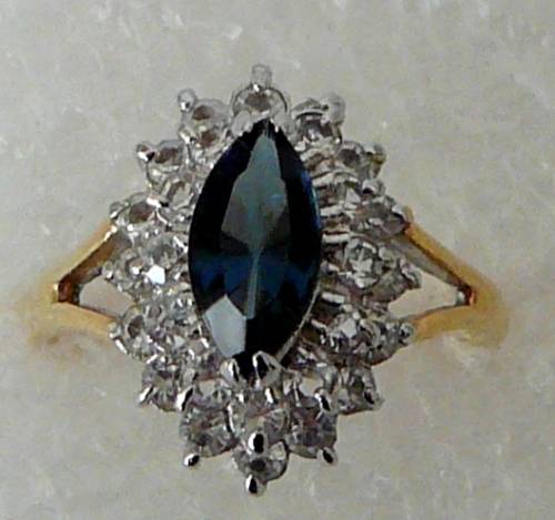 A Beautiful Sapphire Coloured Diamante Ring
