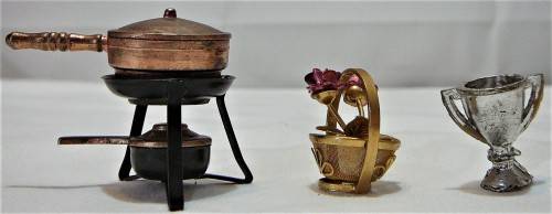 A Selection of Ornaments for your Printers Tray - 6 Assorted Metal Ornaments