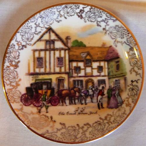 A Very Pretty Pin Dish From Midwinter - The Old Coach House York