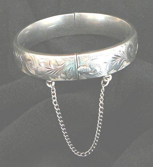 Hallmarked Silver Bangle Birmingham 1969