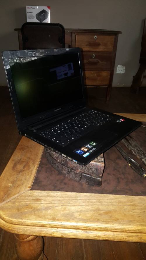 **GAMING SPEC**LENOVO G40*AMD QUAD A6-6310*4GB RAM**AMD RADEON R4 GRAPHICS**500GB HDD