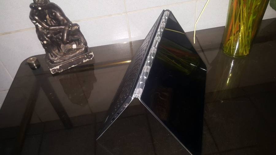 Amazing**Lenovo Yoga 900 131SK2**MONSTER**Core i7-6560U QHD backlit Touch Signature Edition