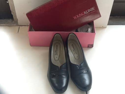 YOUNG KLINIK BLACK LEATHER SHOES