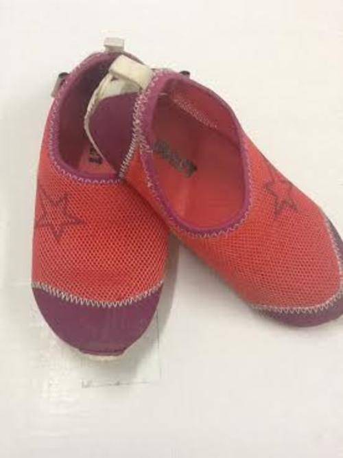 Girls SOVIET Slip On Water Shoe