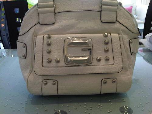 New 2011 Guess Bag - White Snakeskin like....