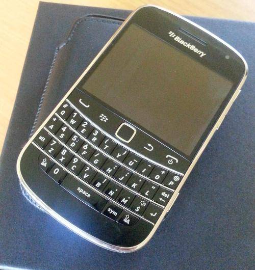 BlackBerry Touch 9900