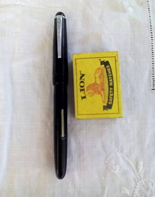 Osmoroid lever filled fountain pen.