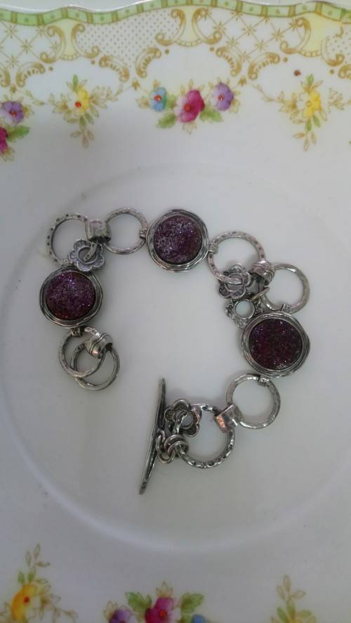 A lovely collection of beautiful silver jewellery