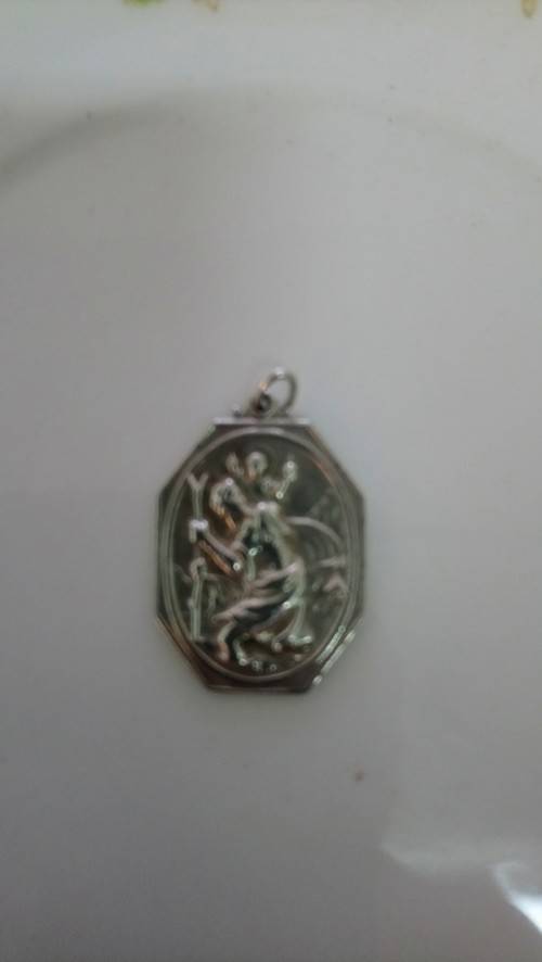 A lovely collection of beautiful silver jewellery