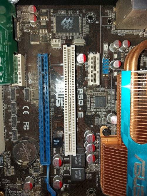 Asus P5Q-E Motherboard and Intel Q9550 CPU Bundle