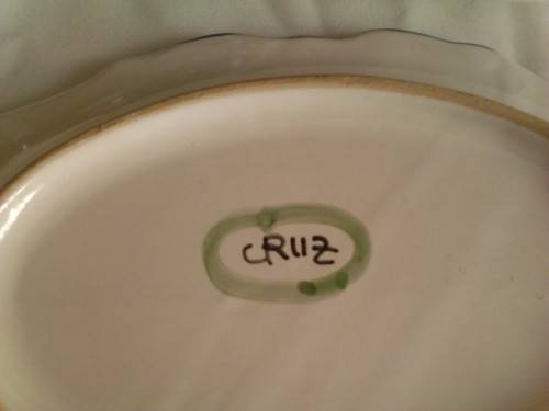 STUNNING, FULLY HAND PAINTED CRUZ PORCELAIN WALL PLATE- GOOD CONDITION , SEE BELOW.