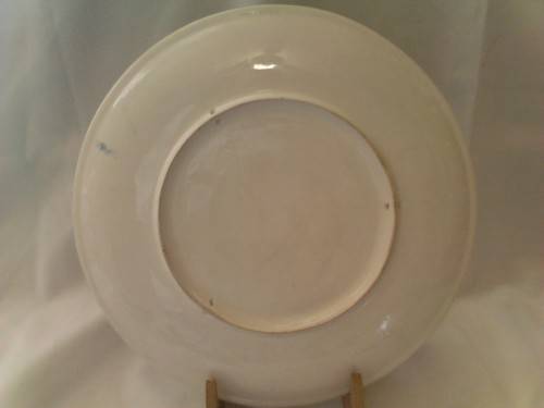 BEAUTIFUL HANDPAINTED WALL PORCELAIN PLATE, IN PERFECT CONDITION, PLEASE SEE BELOW - GOOD VALUE.