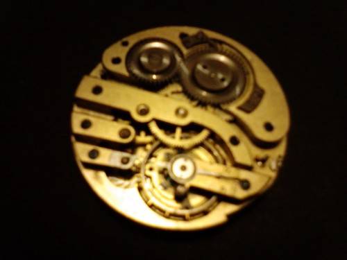 NICE VINTAGE COLLECTABLE POCKET WATCH MOVEMENT IN GOOD CONDITION, 45mm DIAMETER- SOLD AS PER SCANS.