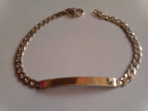 NICE ID BRACELET 19.5cm- STILL LIKE NEW, WEIGH 7.3g & 5mm WIDTH, SEE BELOW.