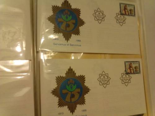 VERY CLEAN MIXED FIRST DAY COVERS IN FLIP FILE, SOME WITH MINISHEETS- SEE ALL SCANS.