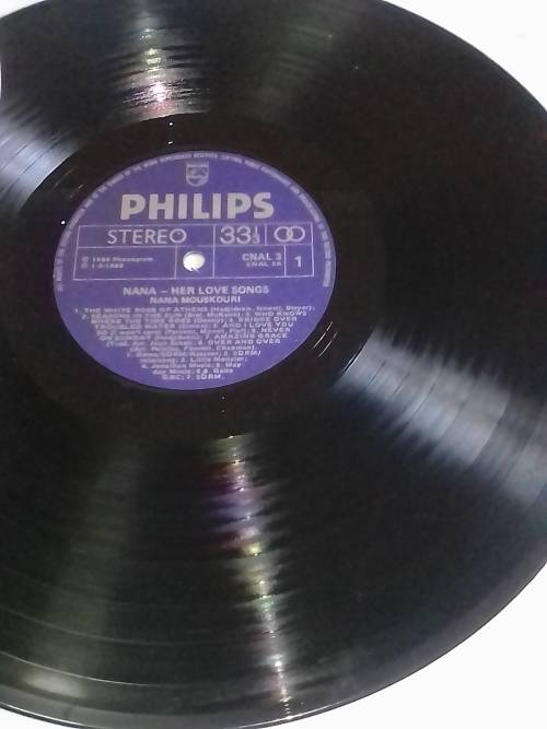 NANA MOUSKOURI (HER LOVE SONGS) Vinyl in near mint condition - SEE AND READ BELOW.
