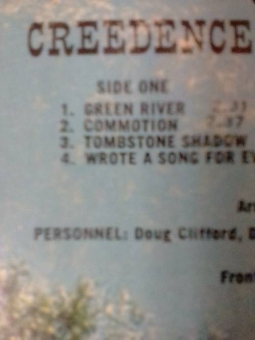 CREEDENCE CLEARWATER REVIVAL (GREEN RIVER) - LP in GOOD condition - SEE BELOW FOR INFO.