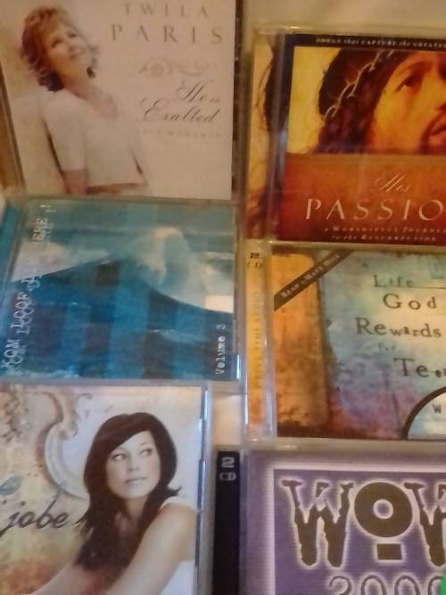25x VERY GOOD RELIGIOUS (CHRISTIAN) CD COLLECTION - (ON BID TAKES ALL) - SEE BELOW FOR SCANS.