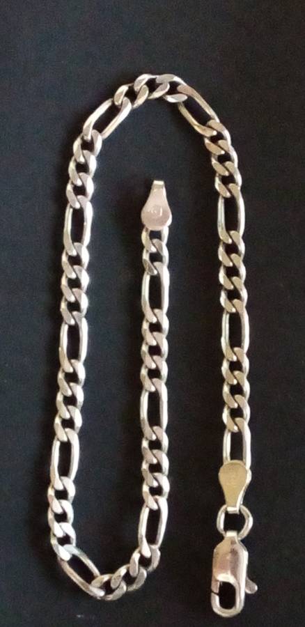 STUNNING FINE STERLING SILVER BRACELET (IDEAL FOR CHARMS) 20cm IN LENGTH - SEE BELOW.