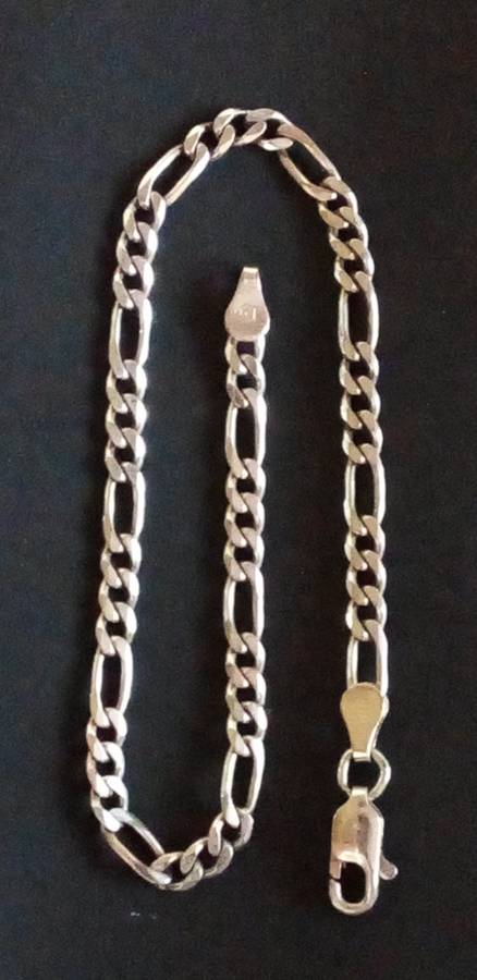 STUNNING FINE STERLING SILVER BRACELET (IDEAL FOR CHARMS) 20cm IN LENGTH - SEE BELOW.