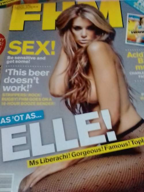 3 x FHM 2009 MAGAZINES - EXCELLENT CONDITION - SEE FOR MORE INFO BELOW.