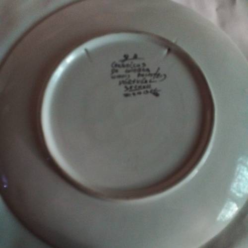 SCARCE - VINTAGE DE COIMBRA HAND PAINTED CERAMIC PLATE (POTUGAL) VALUE R4500 - PLEASE READ BELOW.