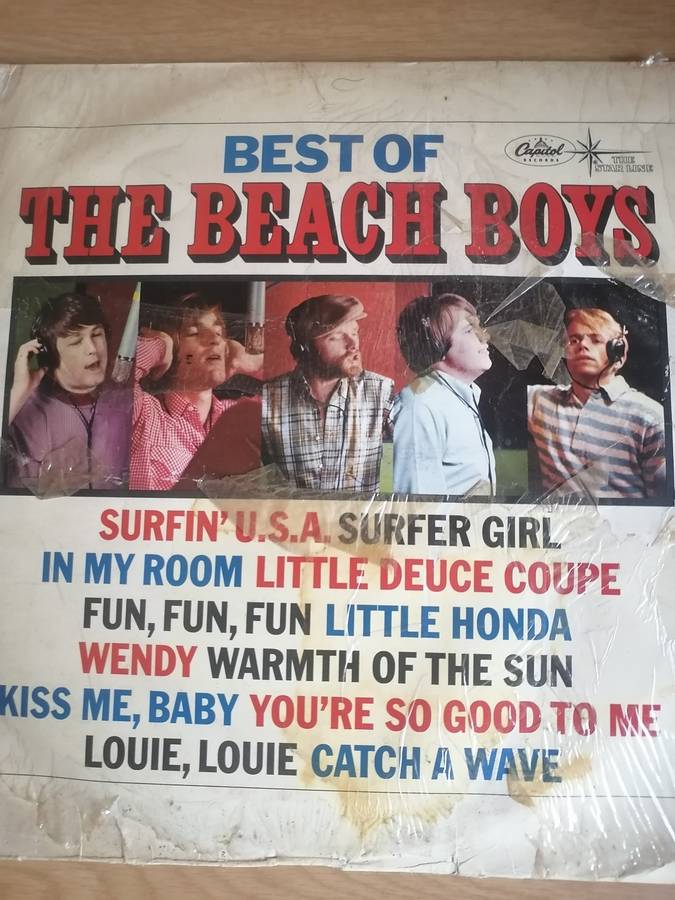 BEST OF THE BEACH BOYS -  VINYL IN GOOD CONDITION - SEE BELOW FOR INFO.